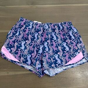 Women’s Lilly Pulitzer Ocean Trail shorts-Medium-Oyster Bay Navy-On the Cat walk
